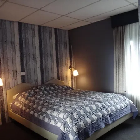 Bed & Breakfast De Post Restaurant 4*