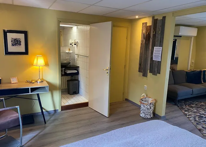 Couette-café De Post Restaurant 4*